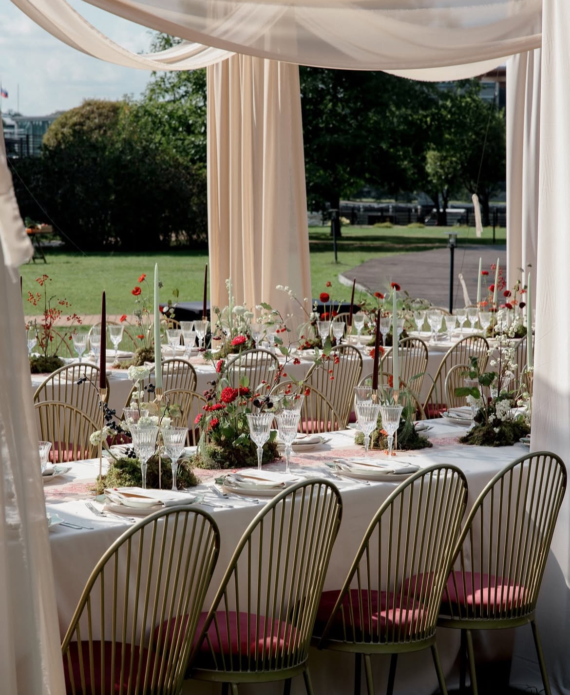 Стул Ле Солей, велюр, бордовый