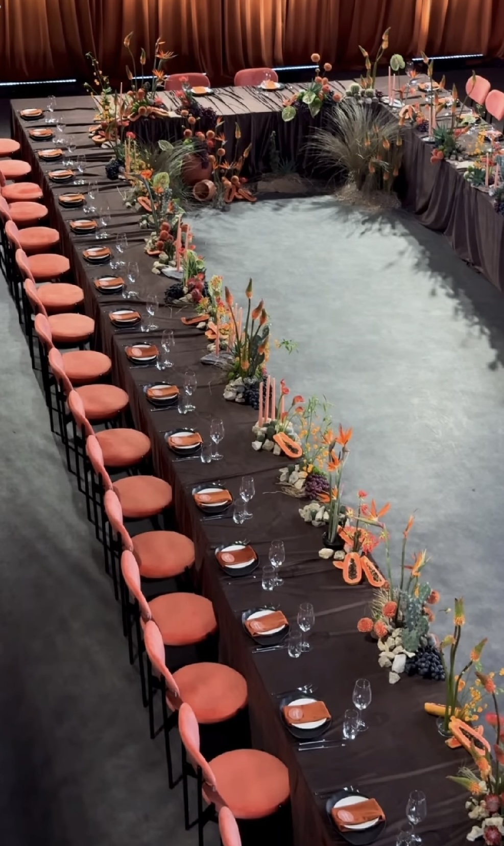 Стул Модерн Черный, Натуральный ротанг + Игривый Персик