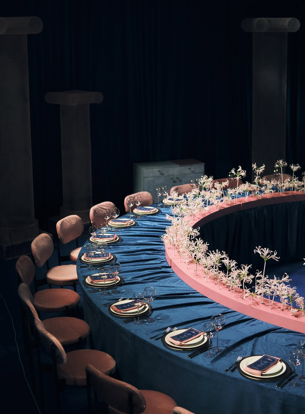 Стул Модерн Черный, Куколка