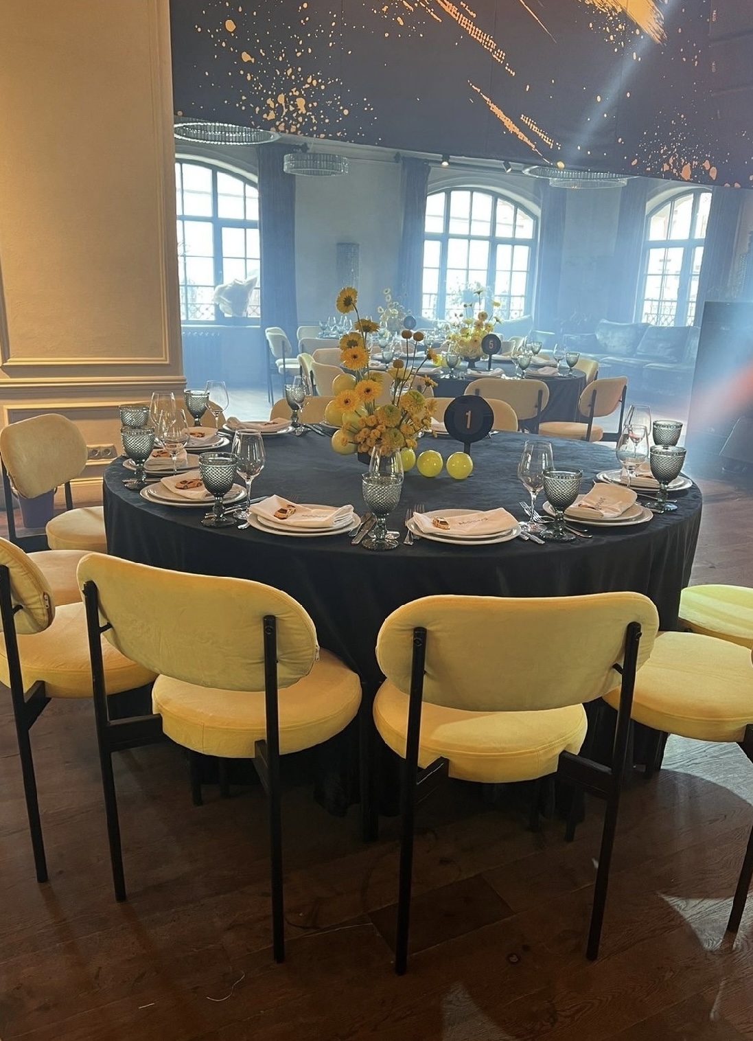 Стул Модерн Черный, Натуральный ротанг + Желтая субмарина