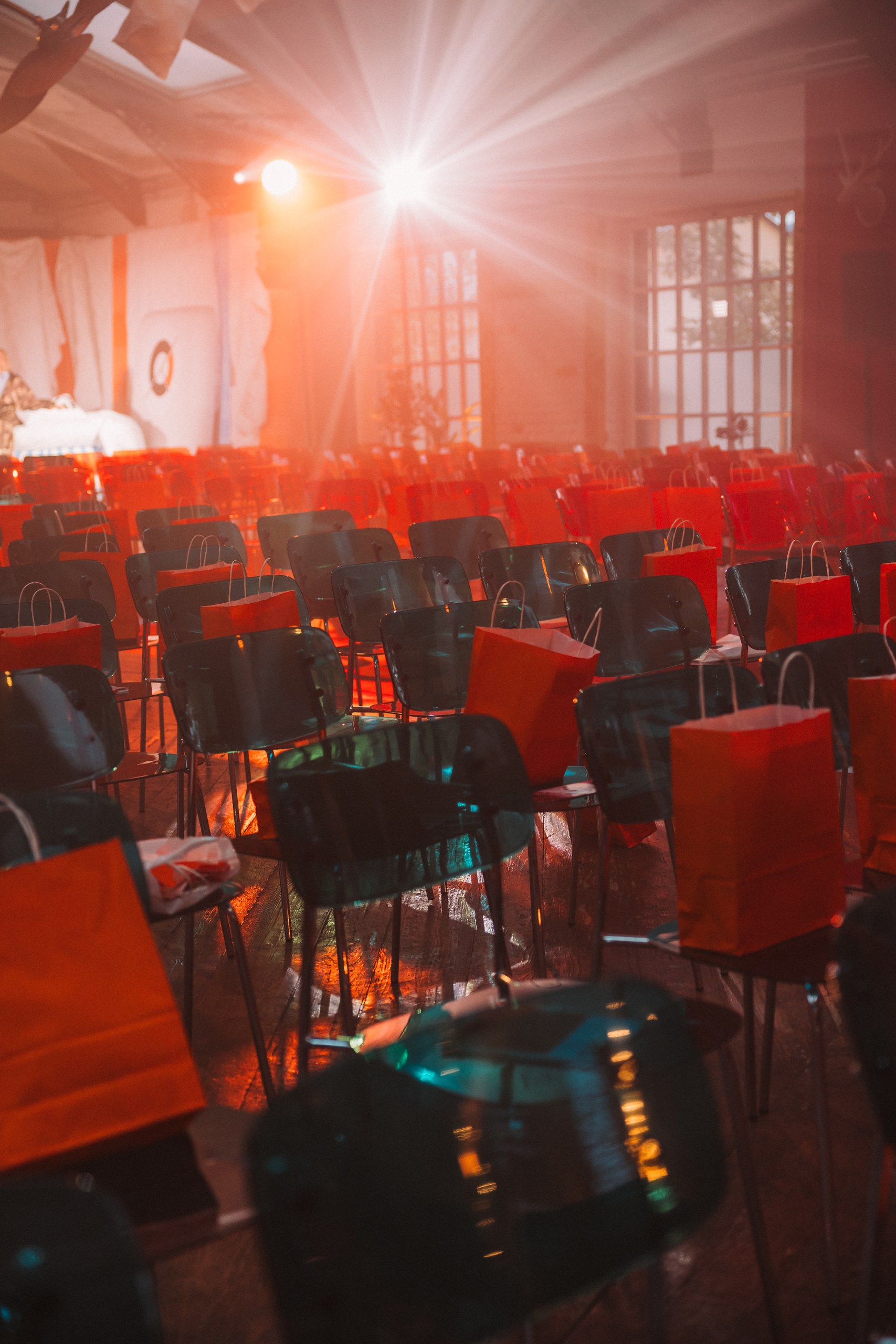 Стул Prism Silver, Омут памяти