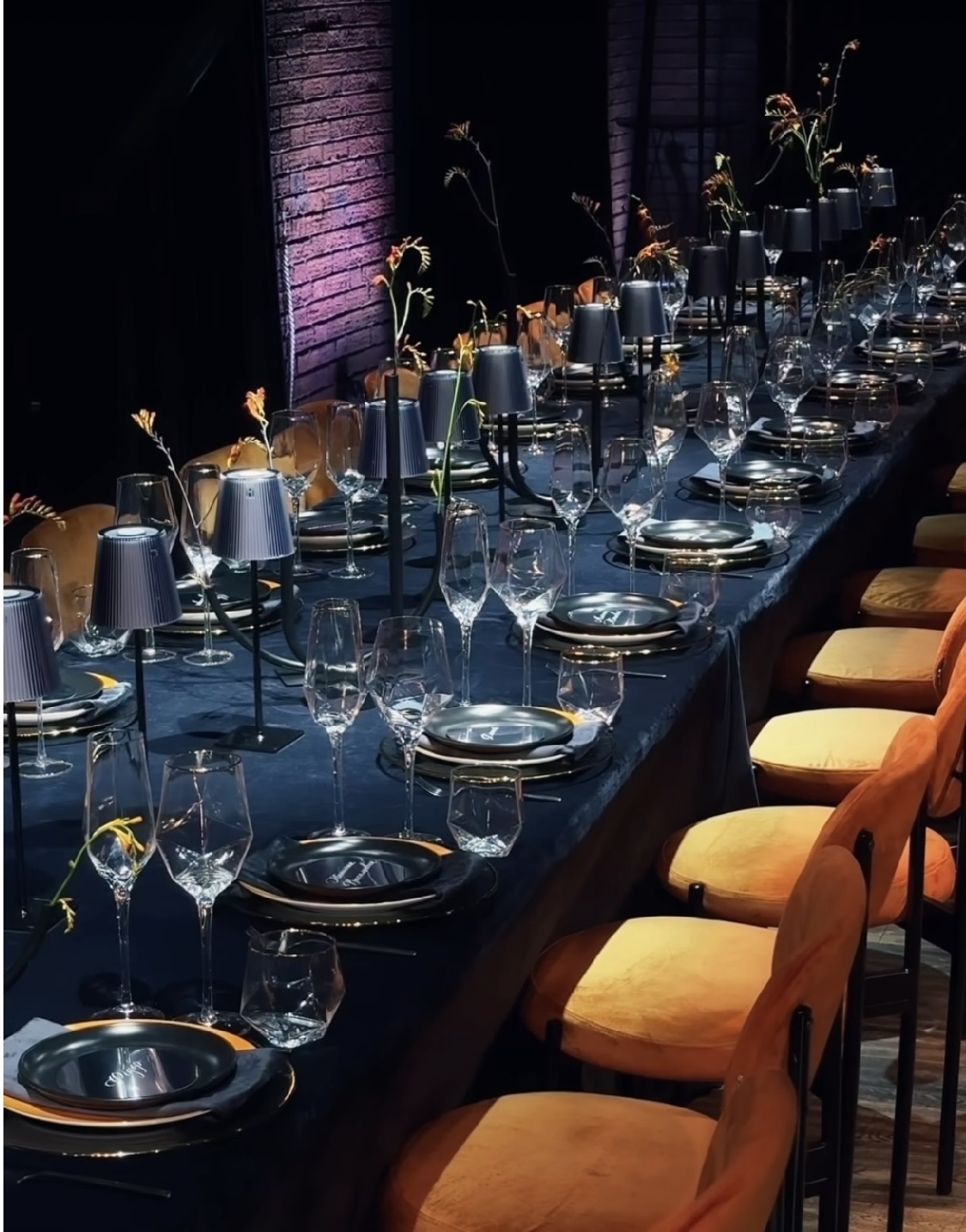 Стул Модерн Черный, Натуральный ротанг + Терракотовый