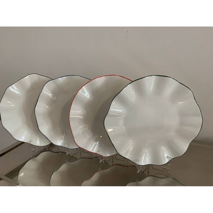 Сервировочная тарелка Lotus red rim  - Фото миниатюра 3