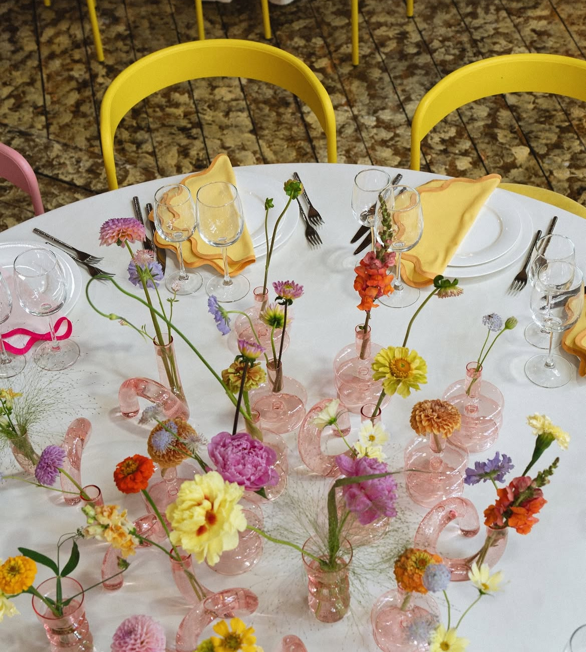 Стеклянная вазочка Пайпер розовая