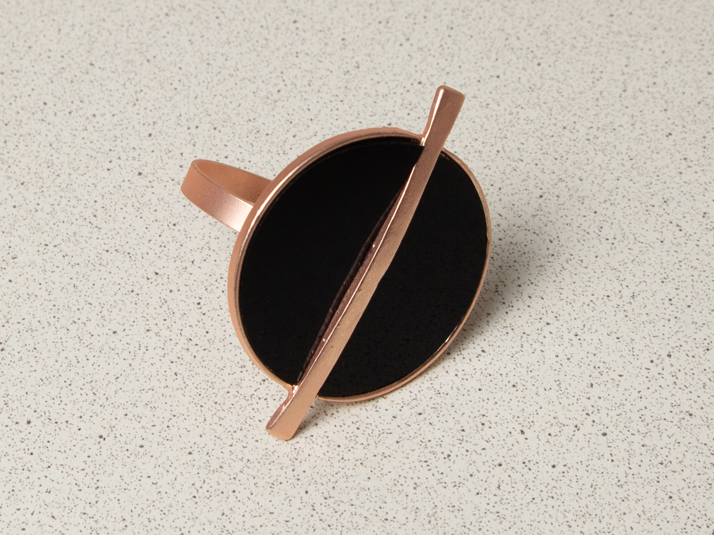 Кольцо для салфетки Баттон, черное