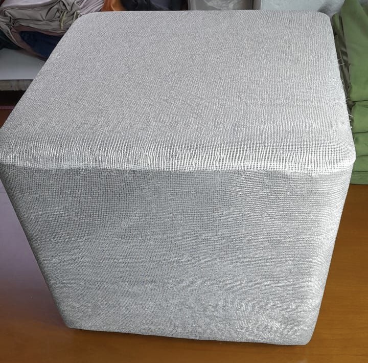 Пуф квадратный Точка, Неограненный Алмаз