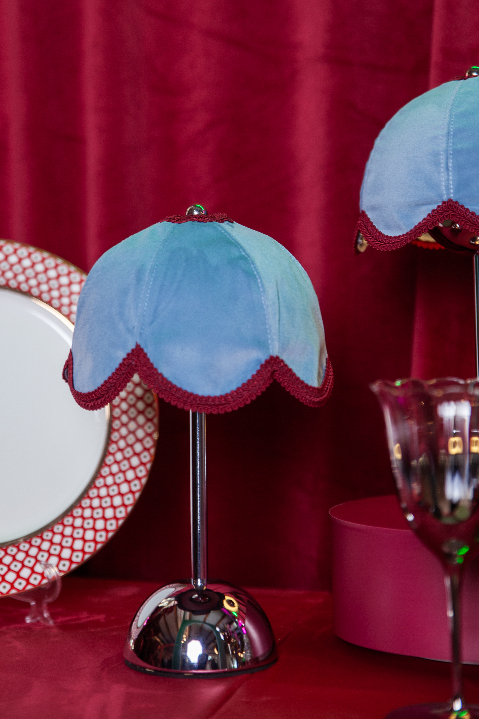 Лампа Dome Цветочек, голубой велюр + бордовая тесьма - Фото миниатюра 4