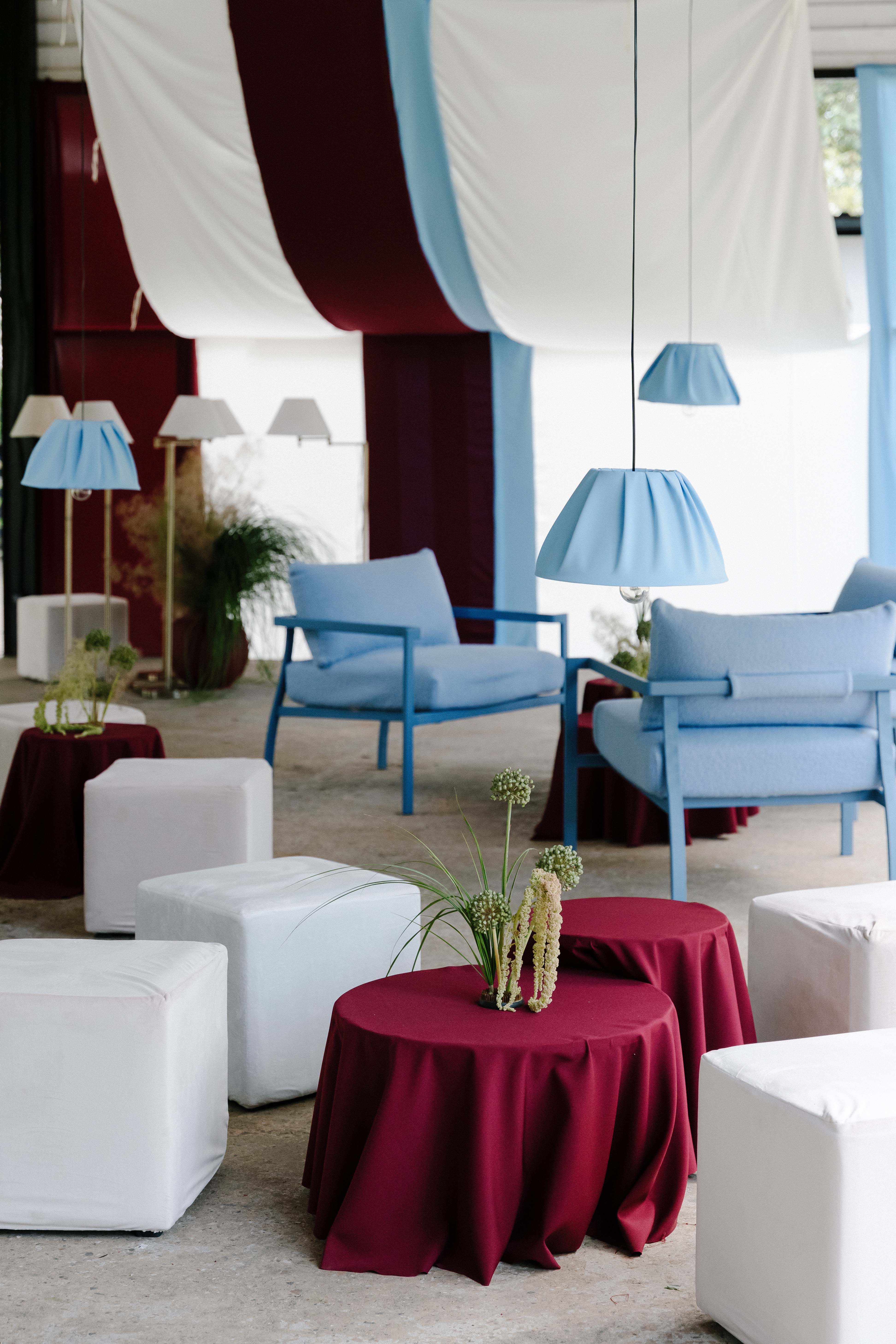 Столик журнальный Древо Знаний (размер М)