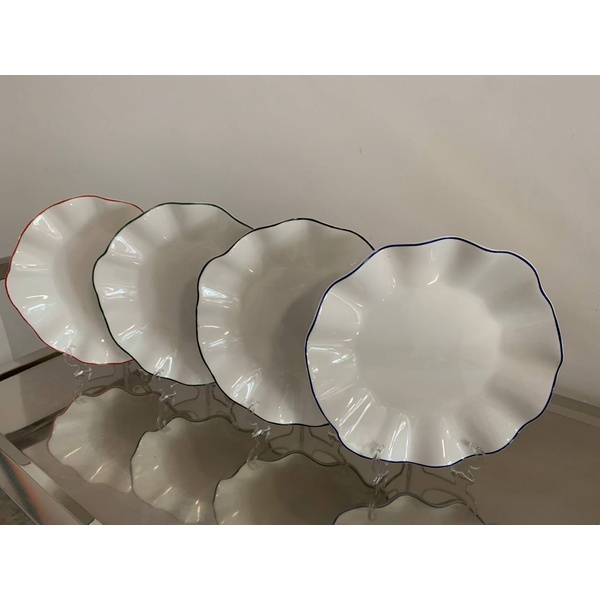 Порционная тарелка Lotus red rim M  - Фото 4