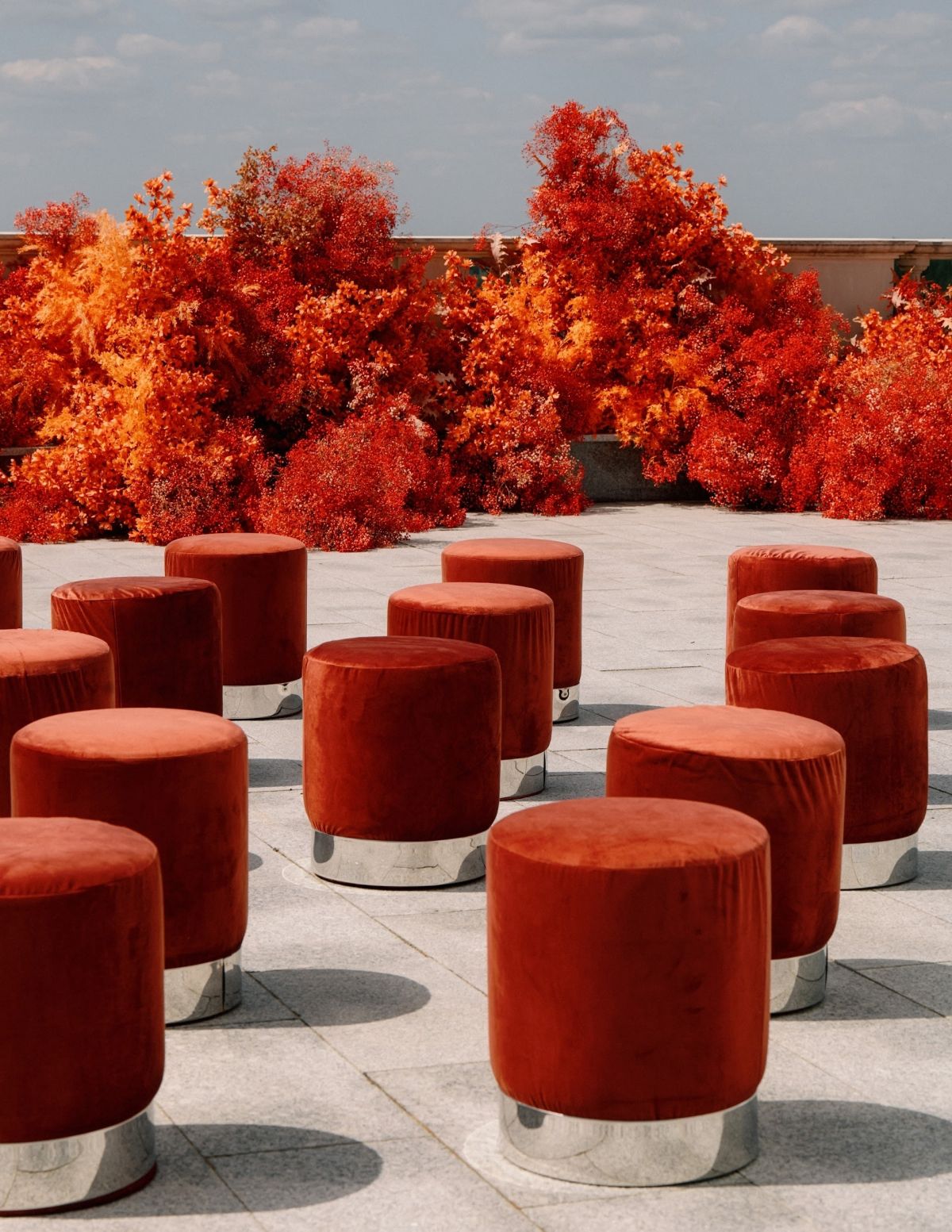 Пуф Цилиндр Золотой обод, терракотовый велюр