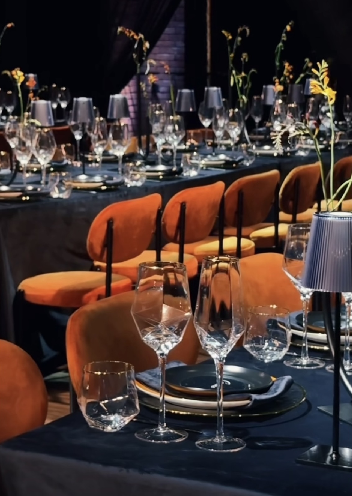 Стул Модерн Черный, Натуральный ротанг + Терракотовый