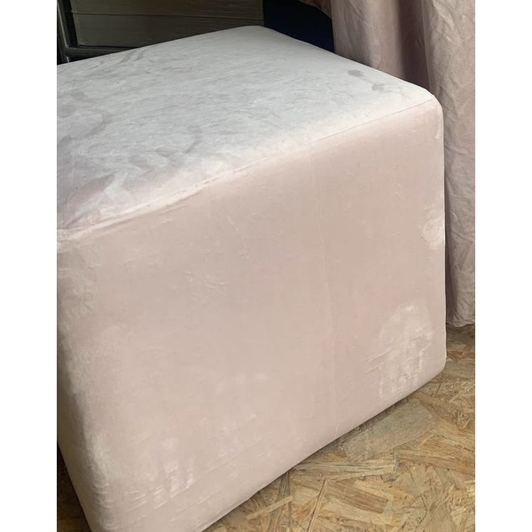 Чехол на Пуф квадратный Точка, светло-розовый