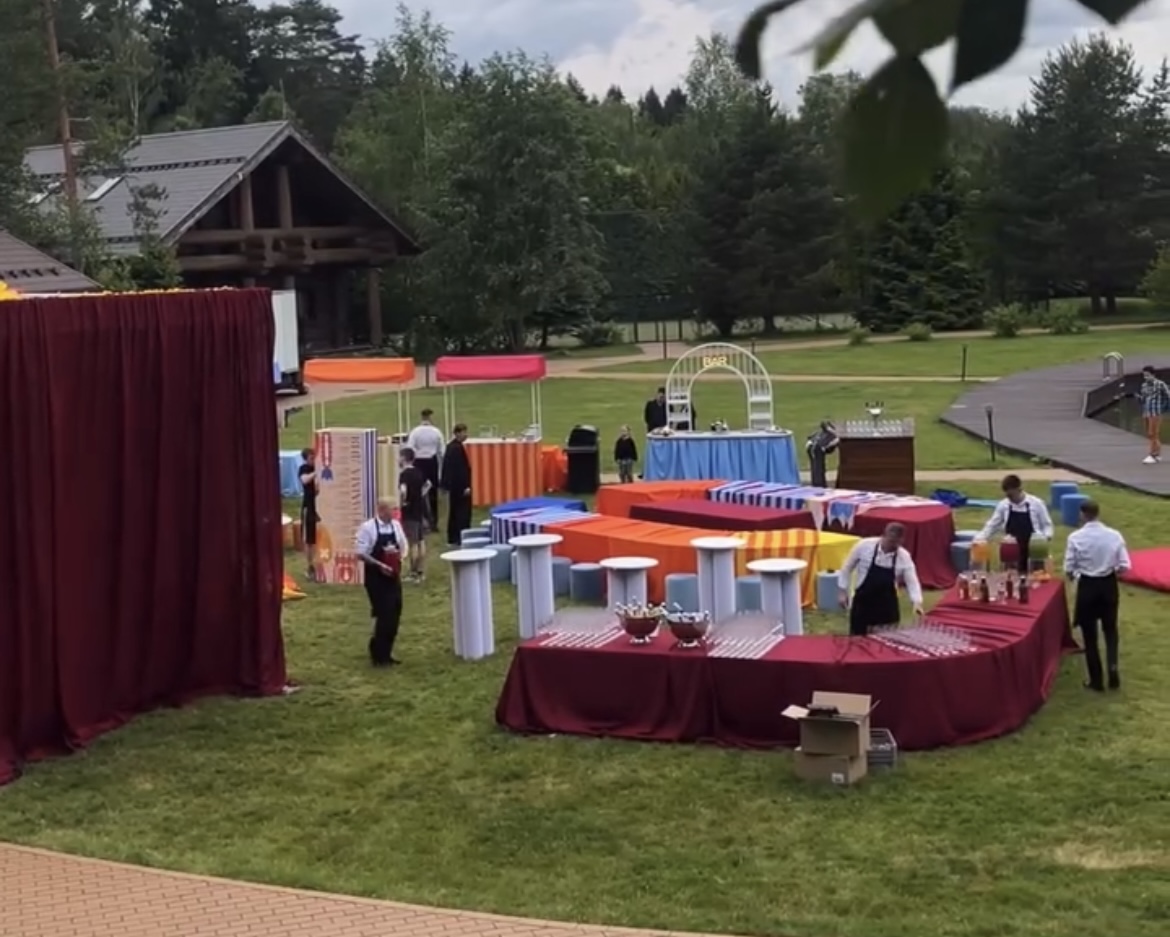 Коктейльный стол Сквош бифлекс, белый