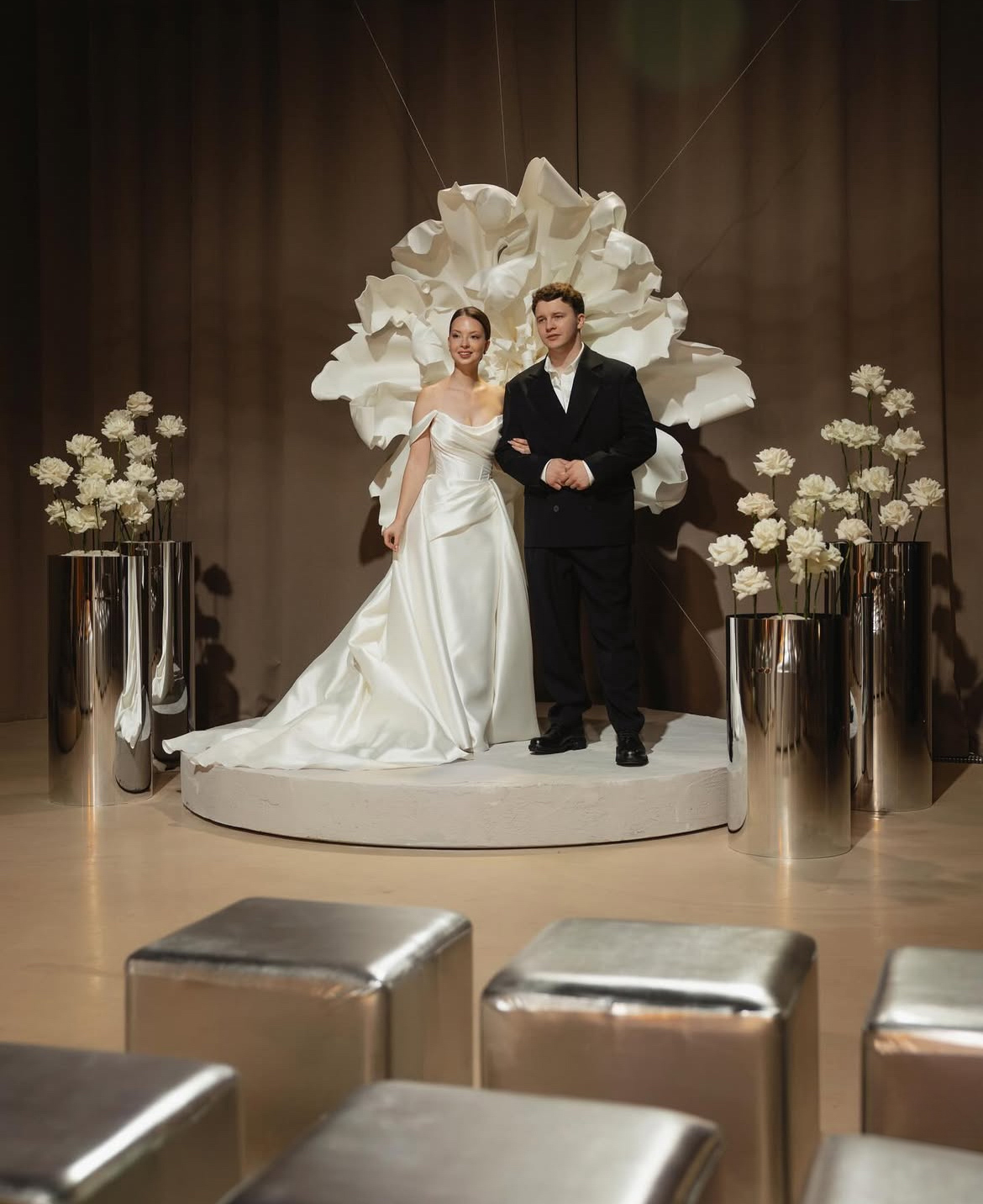 Пуф квадратный Точка, Серебряный Куб