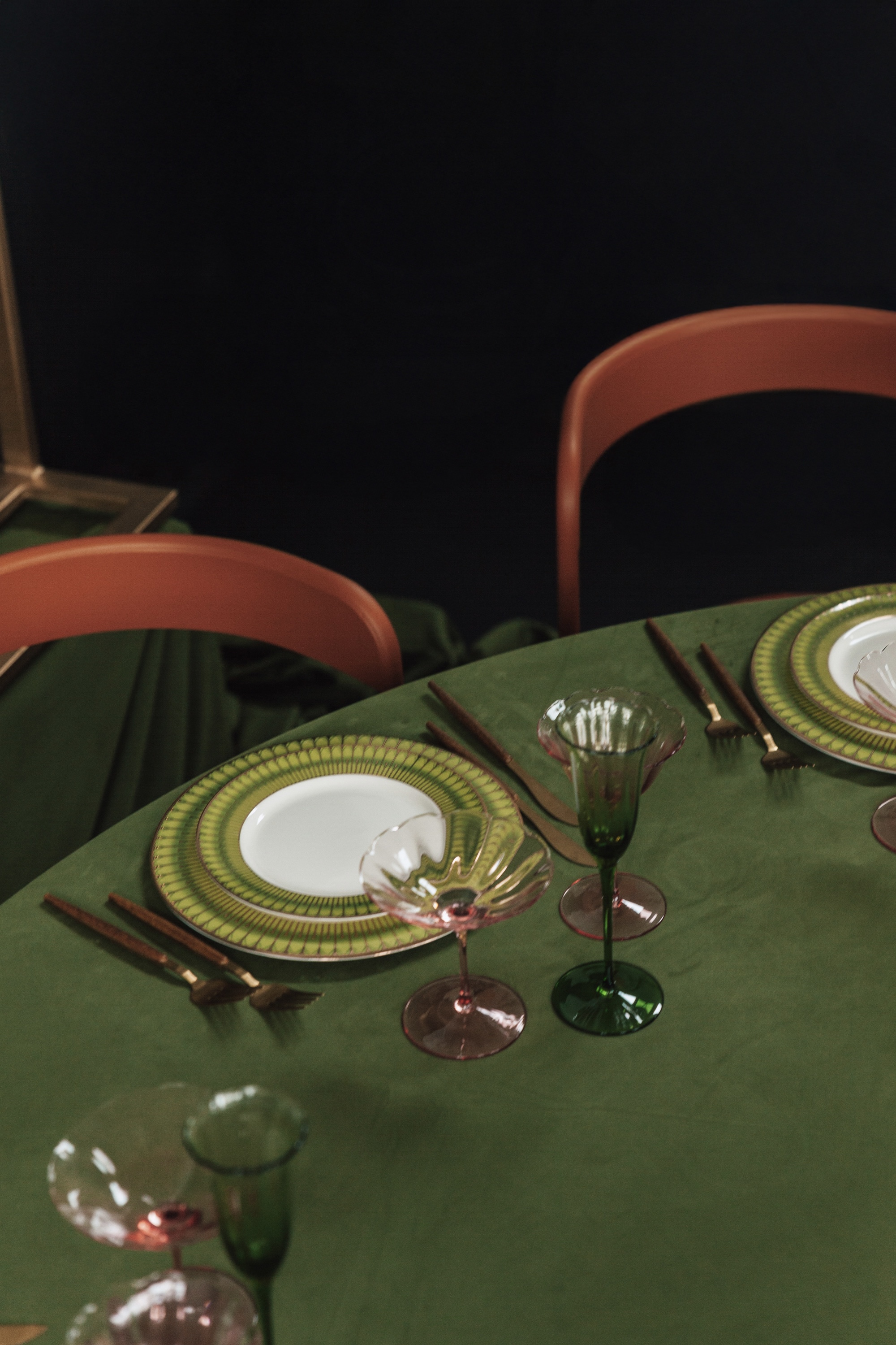 Тарелка Нил М