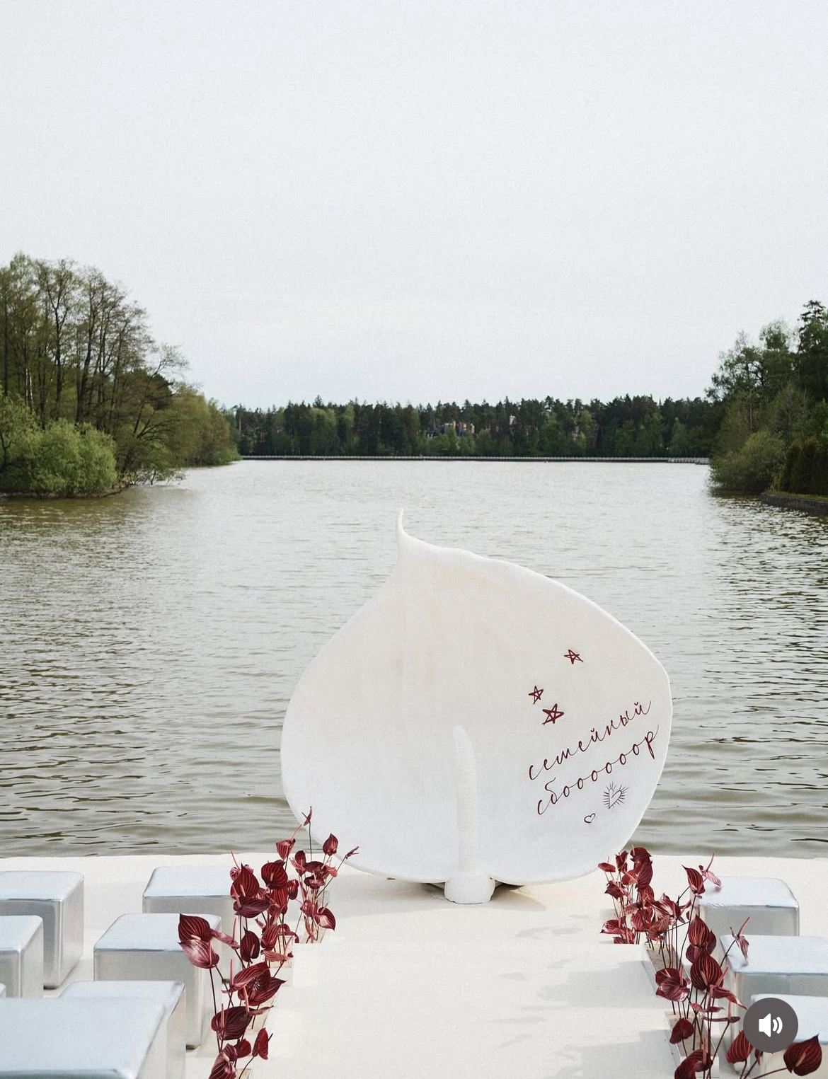 Пуф квадратный Точка, Серебряный Куб