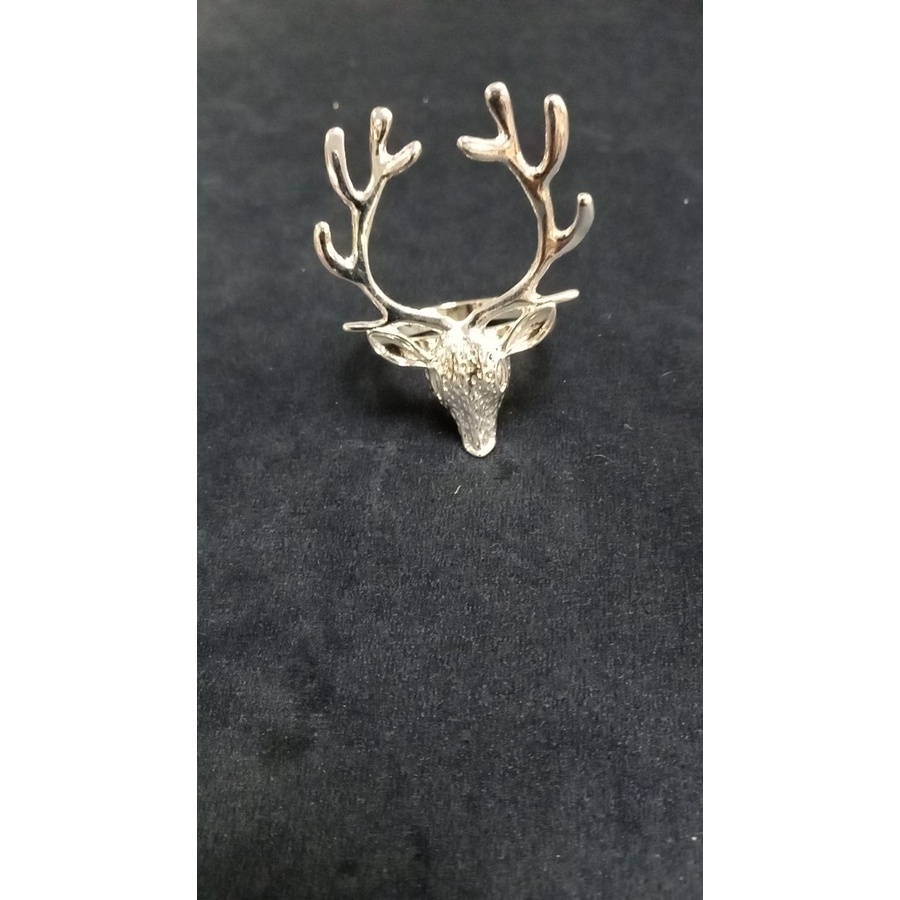 Кольцо для салфеток серебряный олень - Фото миниатюра 2