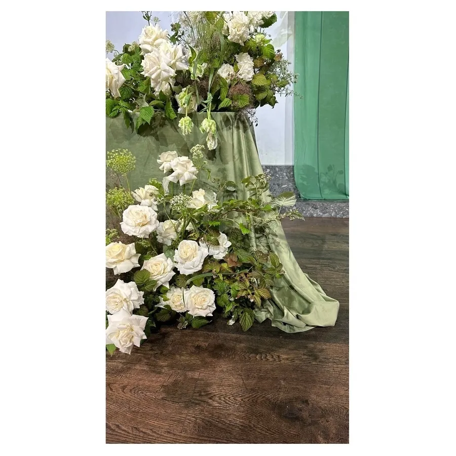 Скатерть бархатная "Бета+" светло-зеленая прямоугольная - Фото миниатюра 3