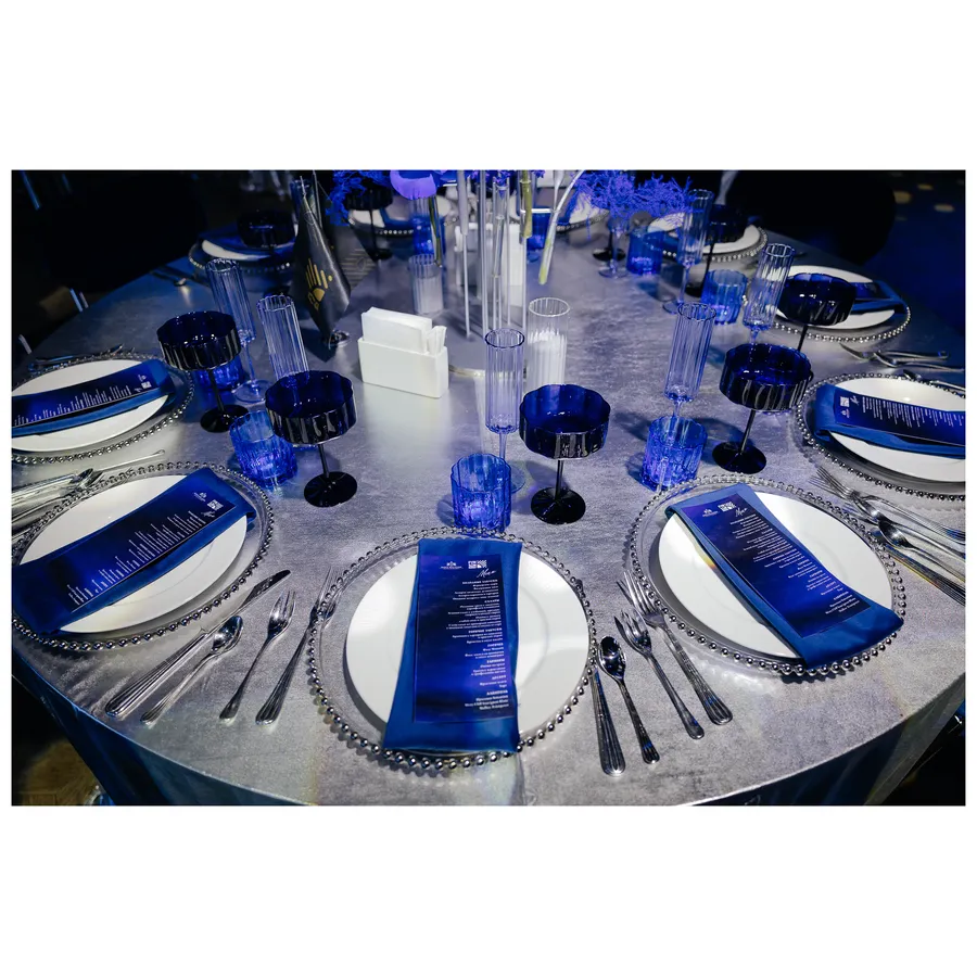 Скатерть "Юми" | серебряная металлик круглая - Фото миниатюра 3