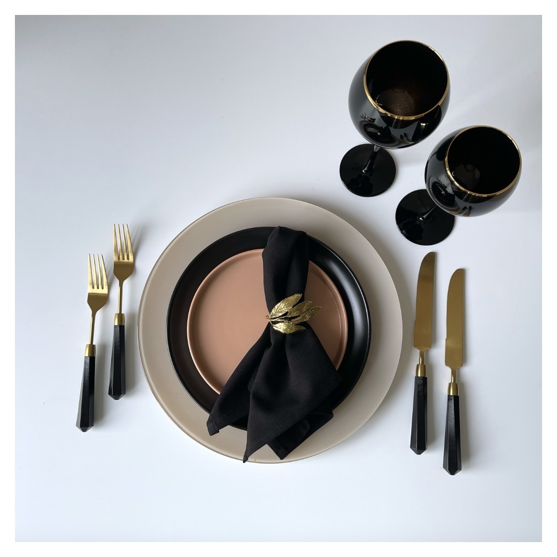 Сет посуды Мотенегро