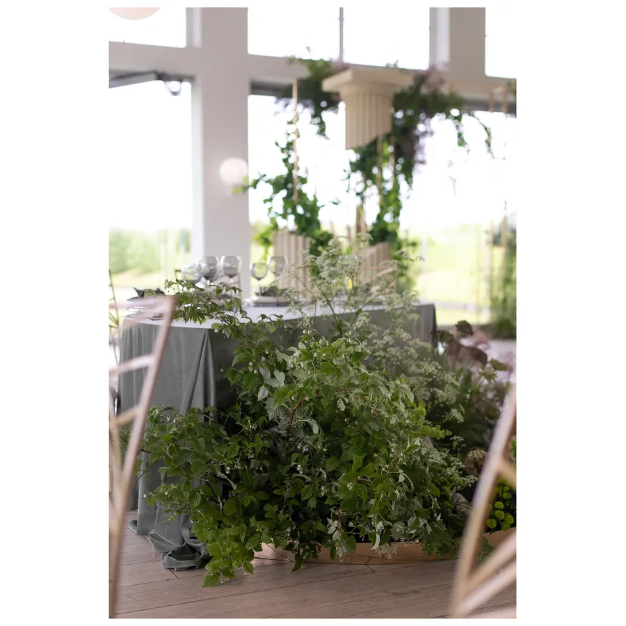 Емкость для флористики Pool полукруглая - Фото миниатюра 2