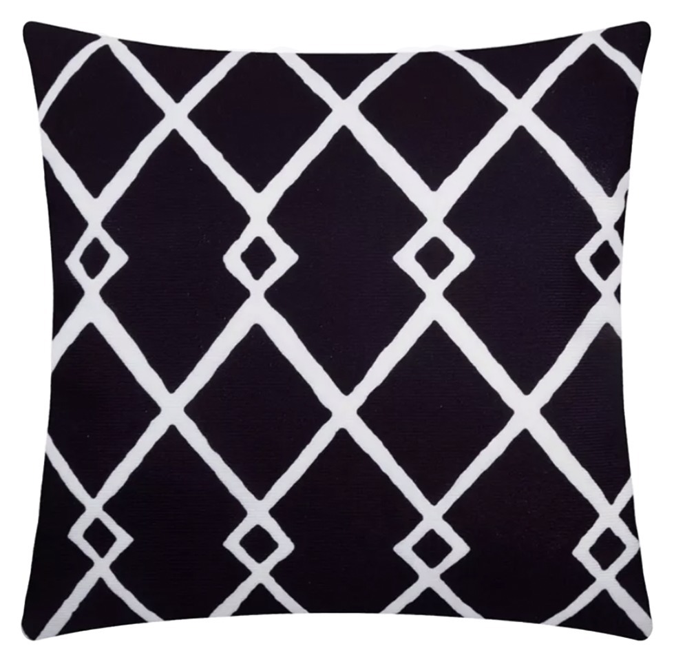 Подушка декоративная Black or White 4