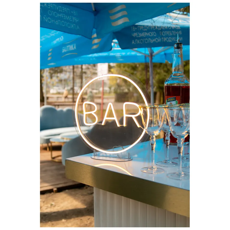 Неоновая надпись на подставке "Bar" - Фото миниатюра 4
