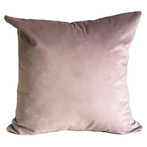Чехол на подушку Розовая помада
