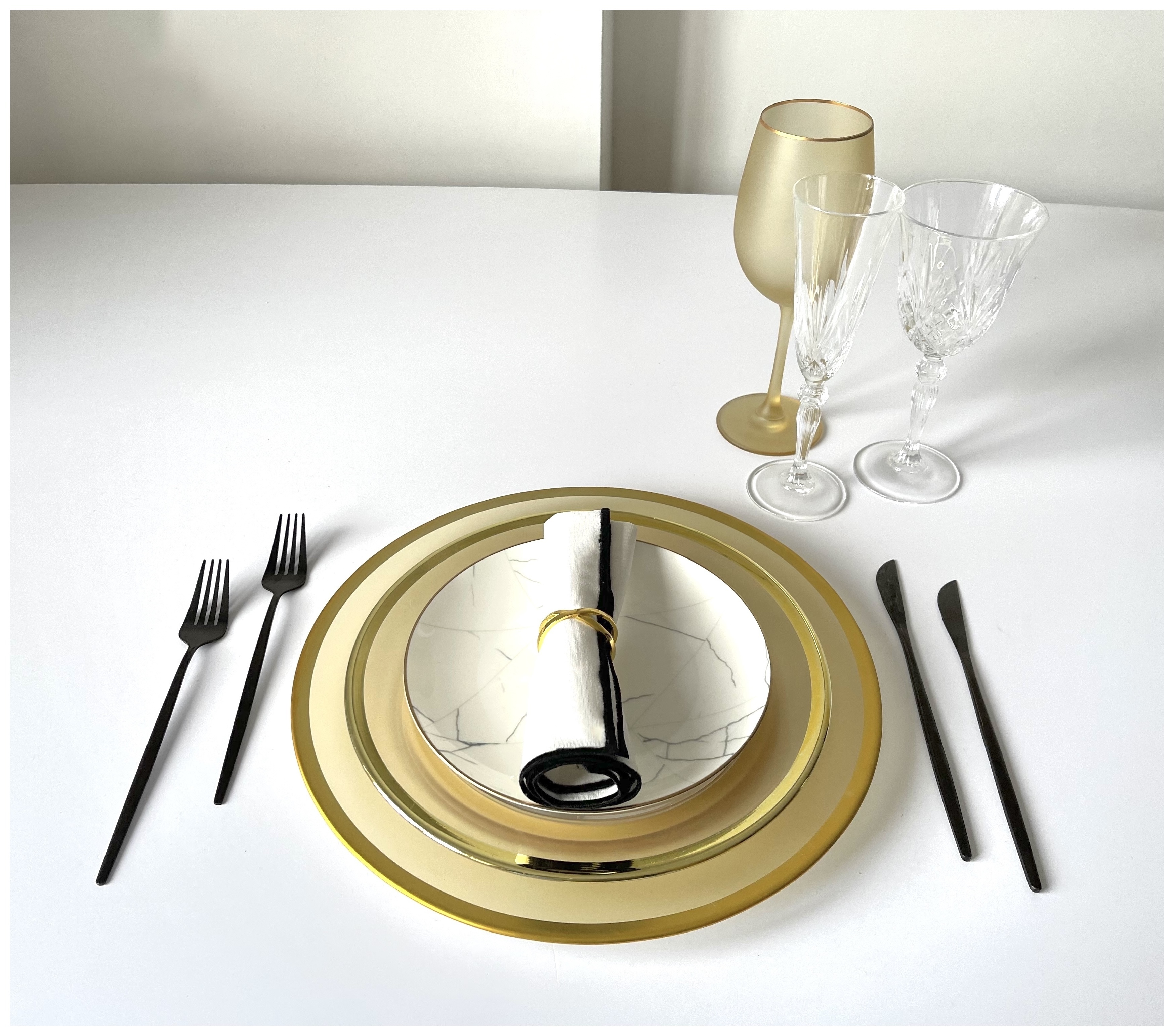 Сет посуды Базель