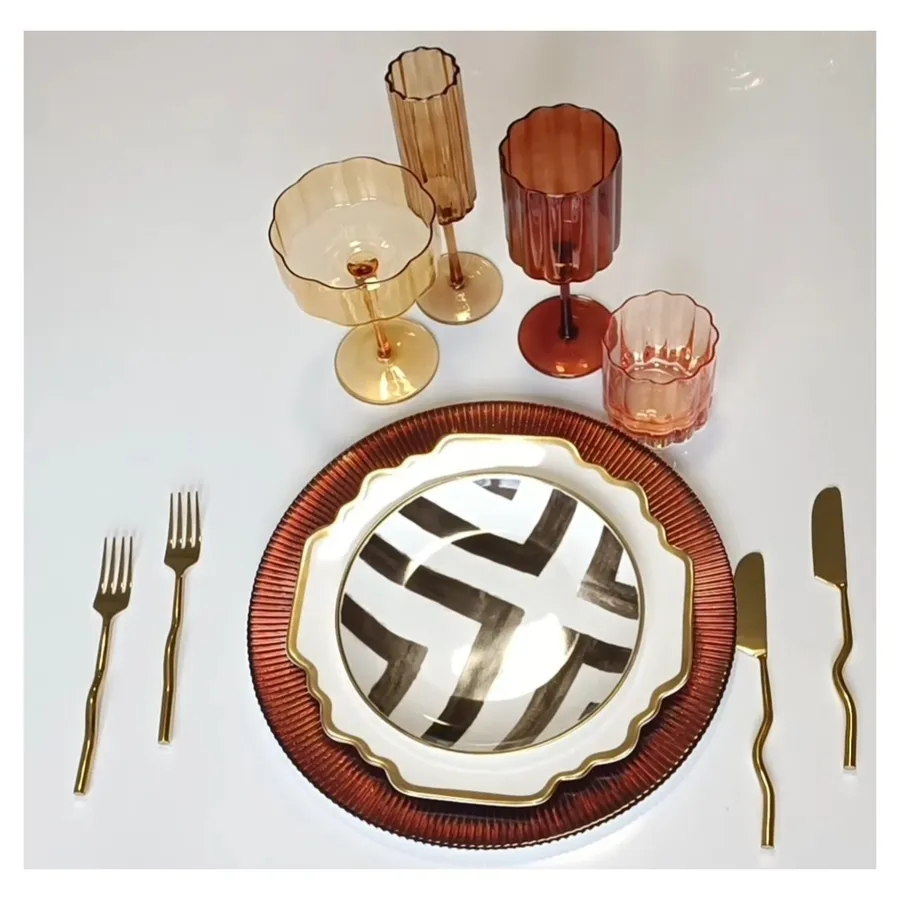 Сервировочная тарелка Favorite Ann Bolein - Фото миниатюра 6