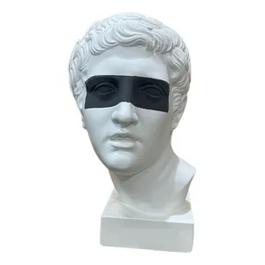 Бюст Давид цензура