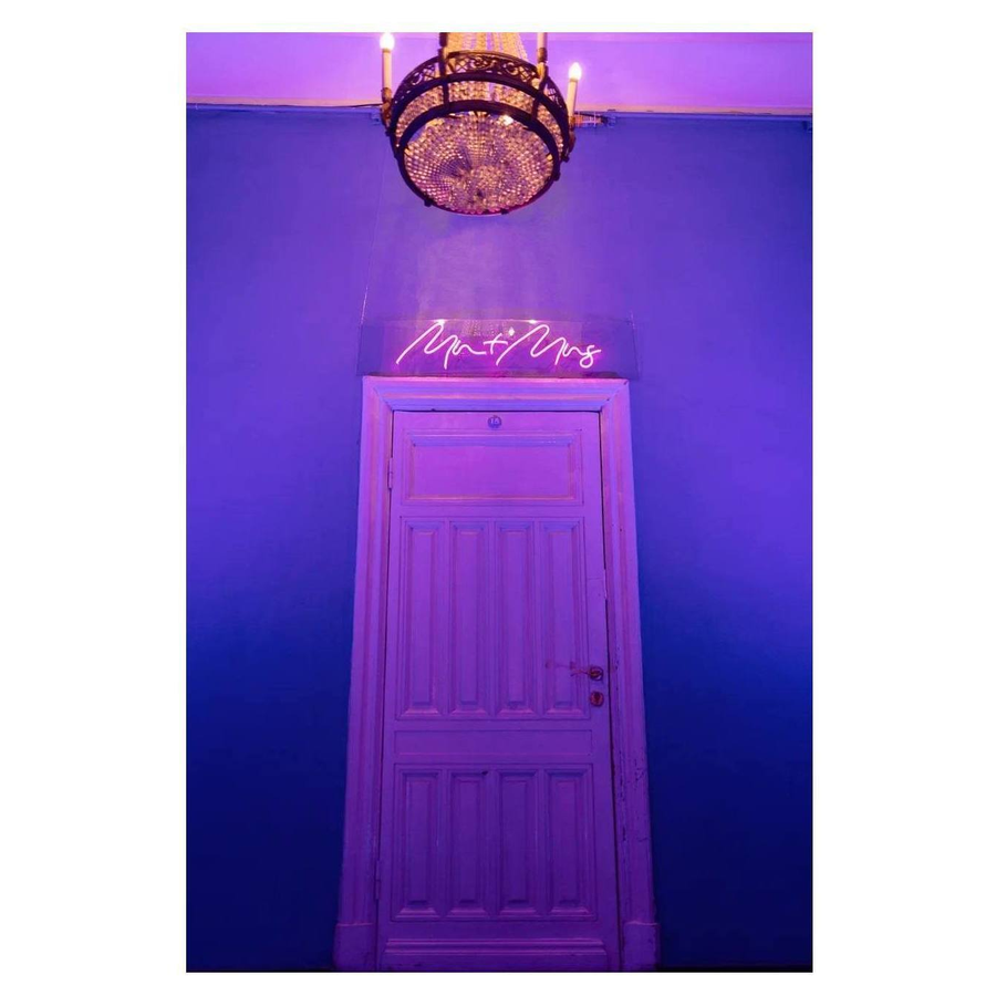 Неоновая вывеска  Mr. + Mrs. розовая - Фото миниатюра 2