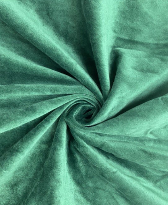 Скатерть бархатная прямоугольная изумрудная